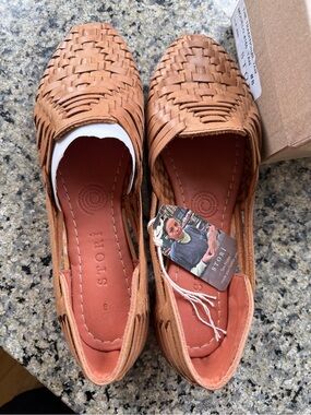 NWT Huarache shoes